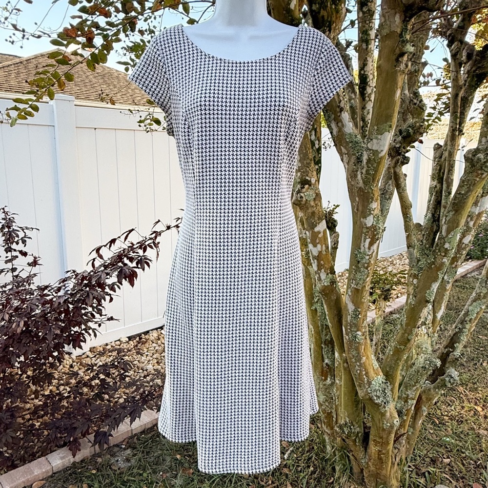 Sharagano Black White Houndstooth Fit & Flare Midi Dress Size 12
